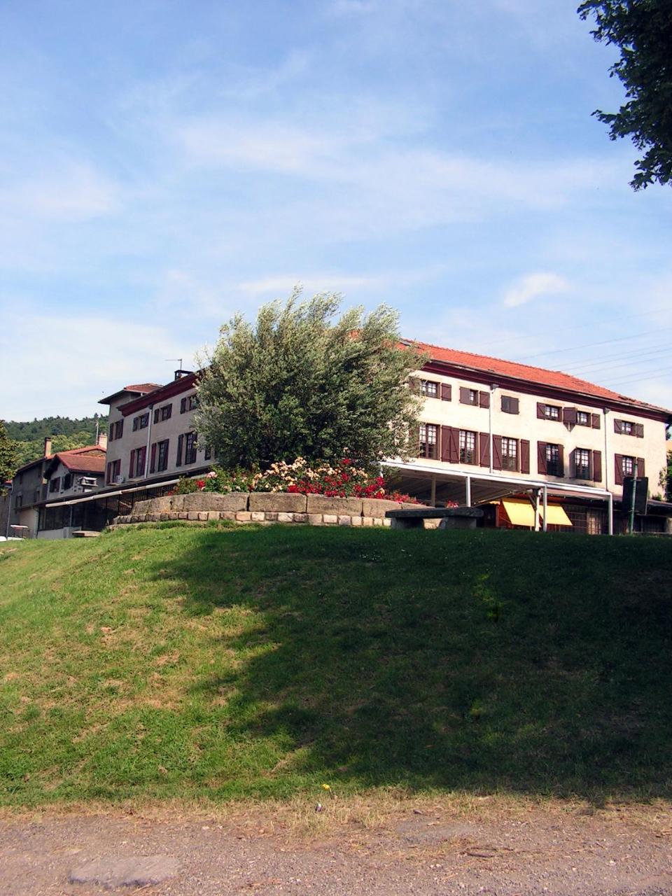 Domaine De La Barolliere Hotel Saint-Paul-en-Jarez ภายนอก รูปภาพ